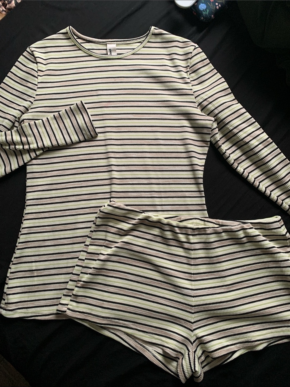 Striped Long-Sleeve Top & Short Sleep Set - Cream/Black